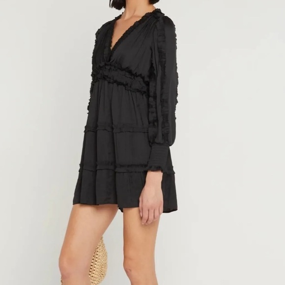 𝅺OPT ONE PRETTY TIME Tianna Mini Dress XL Black Pleated Ruffle Tiered Silky - Picture 1 of 16